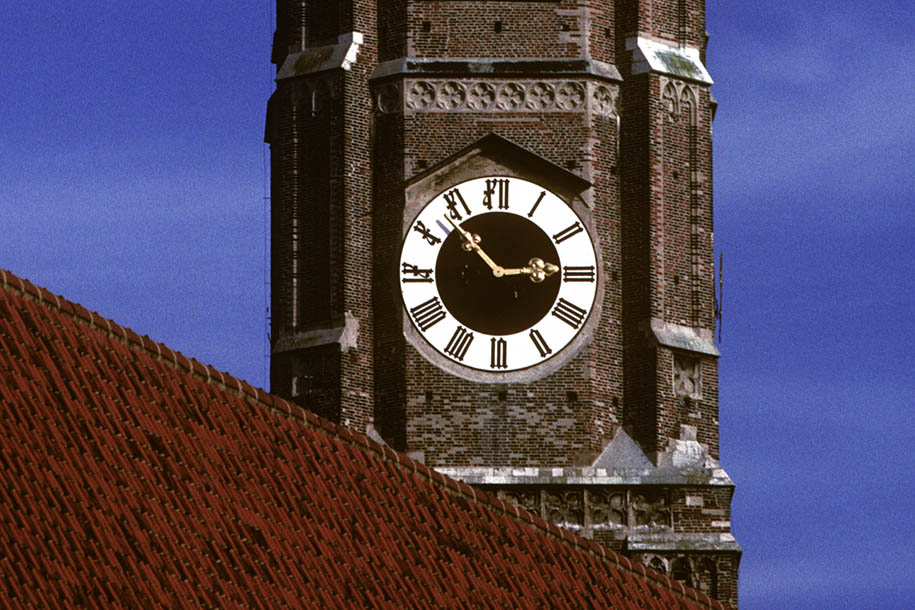 'Approaching 3PM' (Oct 1988) - Munich, West Germany