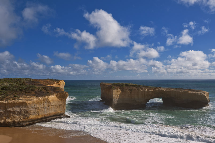 'London Bridge' (Dec 2007) - Great Ocean Road, Australia
