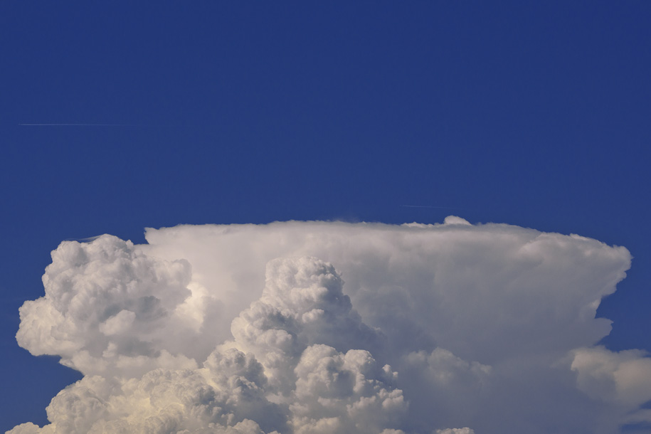 'Flat Topped Cloud' (Jun 2014) - Lucerne, Switzerland
