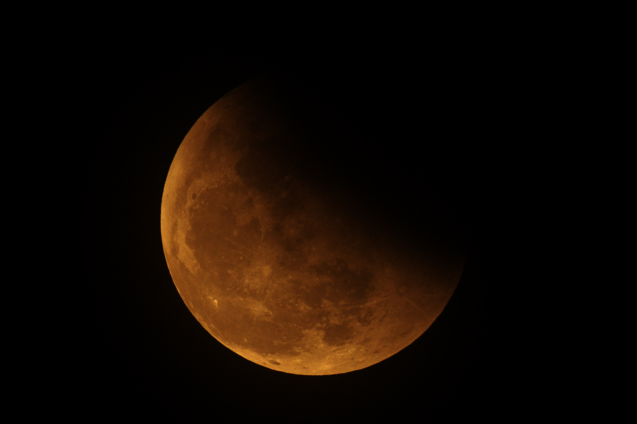 'Lunar Eclipse 2014' (Oct 2014) - Bukit Batok, Singapore