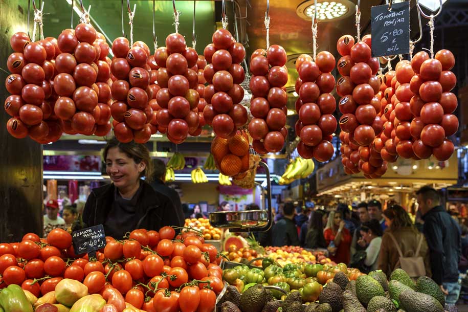 'Red Tomatoes' (Apr 2017) - Barcelona, Spain