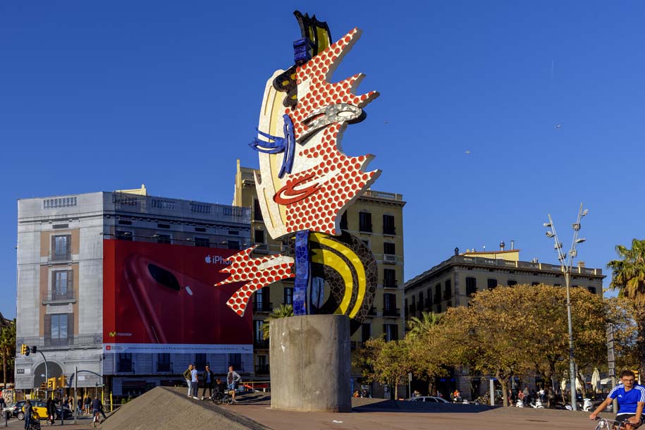 'Urban Sculpture' (Apr 2017) - Barcelona, Spain