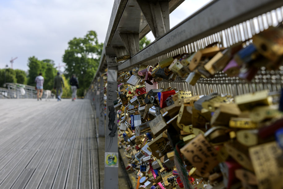 'Love Lock Bridge' (Jun 2014) - Paris, France